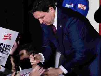 DeSantis Mundur Dalam Pencalonan Trump Semakin Berpeluang